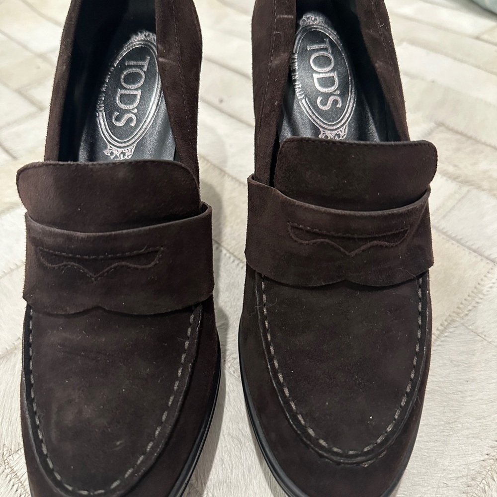 Platform Pumps - image 2